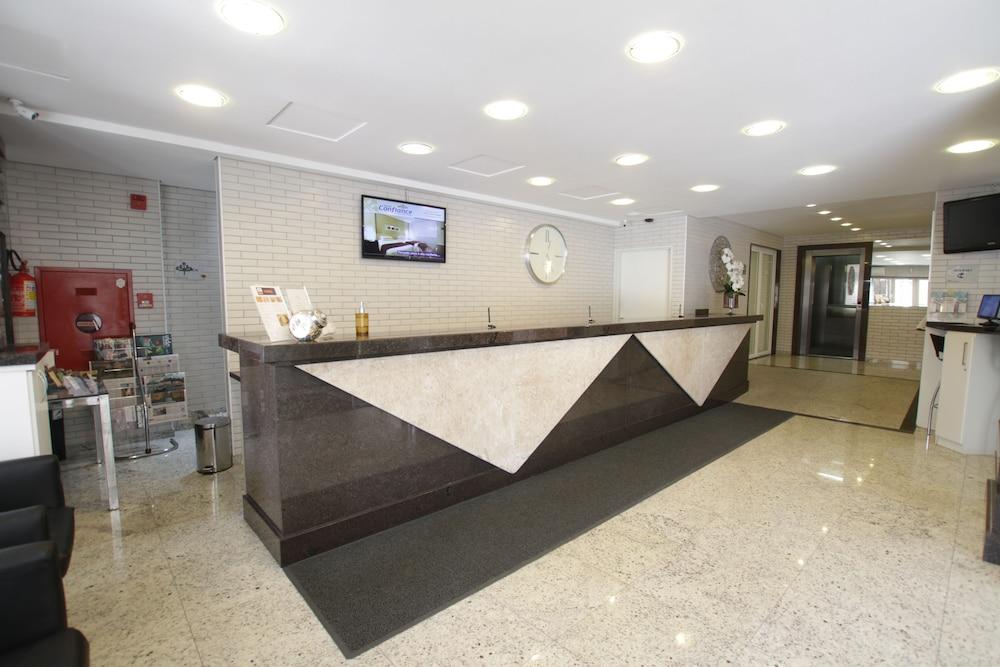Hotel Confiance Batel Куритиба Экстерьер фото