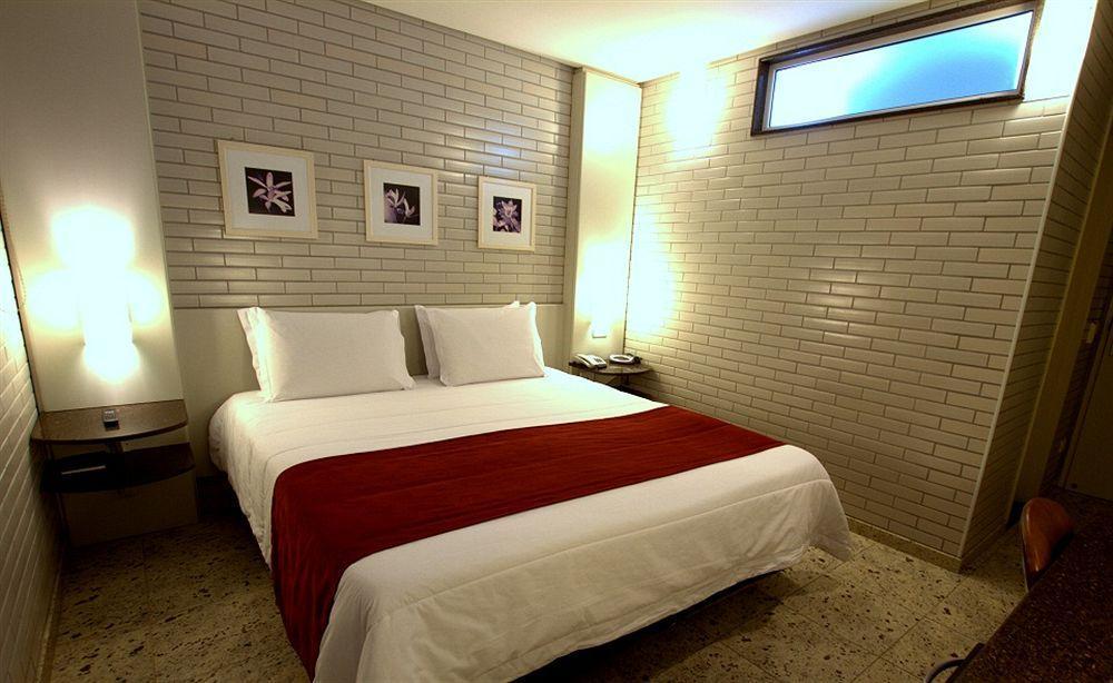 Hotel Confiance Batel Куритиба Экстерьер фото