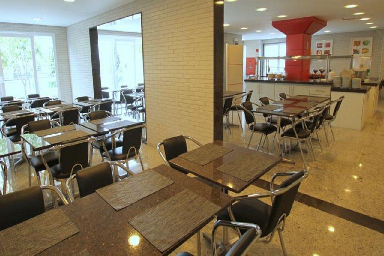 Hotel Confiance Batel Куритиба Экстерьер фото