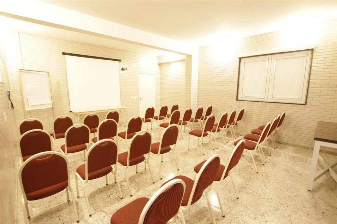 Hotel Confiance Batel Куритиба Экстерьер фото