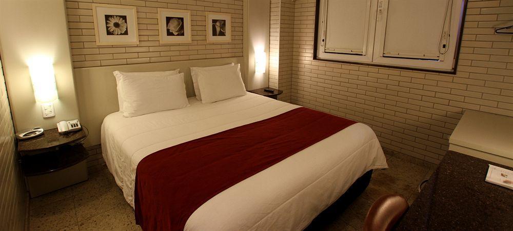 Hotel Confiance Batel Куритиба Экстерьер фото