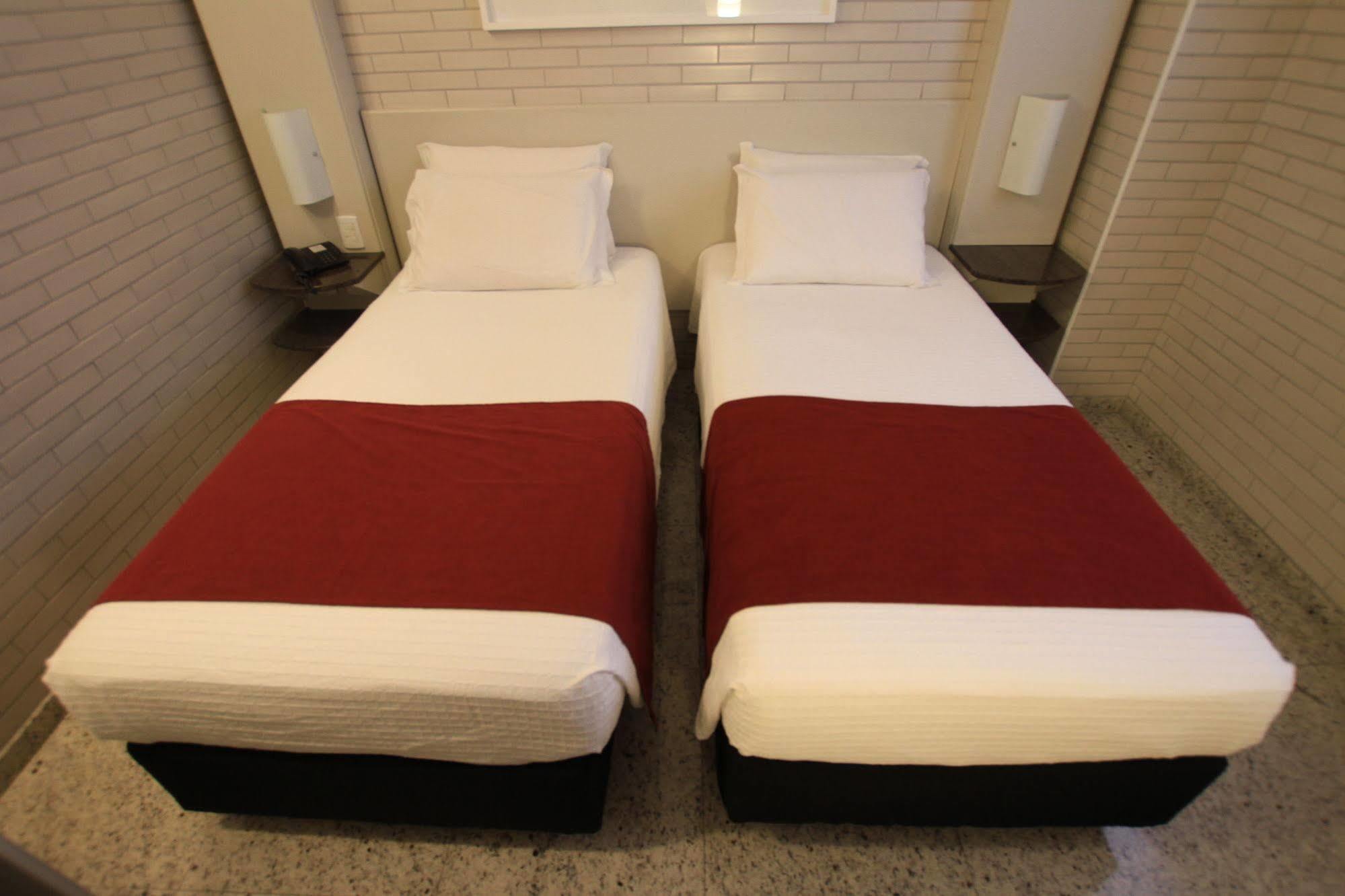 Hotel Confiance Batel Куритиба Экстерьер фото